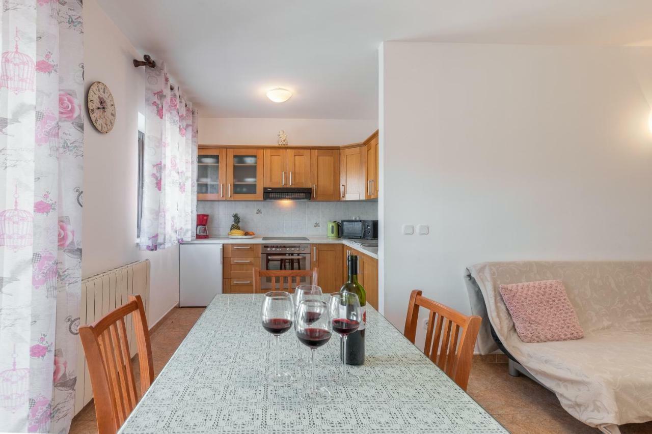Apartments Prekalj Poreč Eksteriør billede